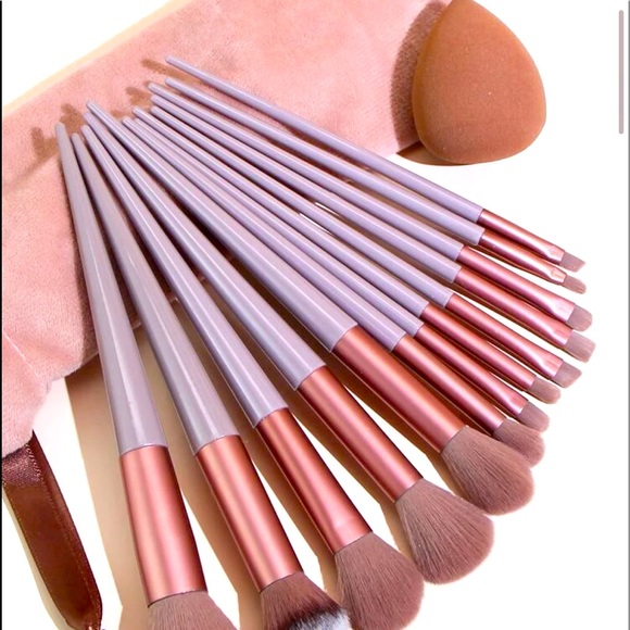 NEW Eye Makeup Brushes Cosmetics 13Pcs Professional Set More Beauty Sponge - Picture 1 of 2